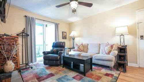 First floor, Studio, Resort Access, Portable AC - Foto 2