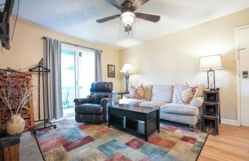 First floor, Studio, Resort Access, Portable AC - Foto 2