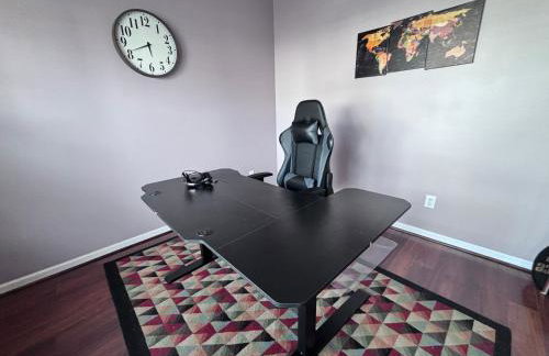 Amazing 4 BDRM home w garage in Charlotte - Foto 25