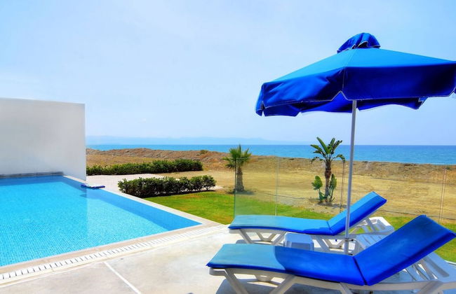 Blue - Beach Front Spectacular Villa Sleeps 10 - Foto 40