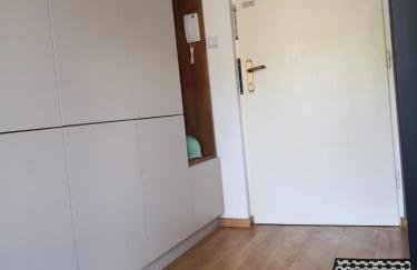 Centrally Chic Studio - Photo 11