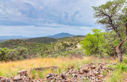 Mtn-View Gem on 20 Acres Patagonia Cabin Hideaway - Foto 23