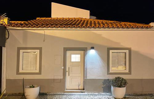 Casa Sagres T2 - 3 minutos a pé Praia da Mareta - Foto 18