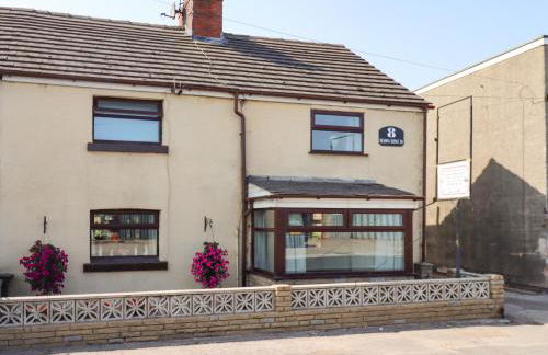 8 Heatons Bridge Road - Foto 1