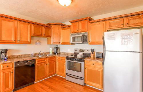 House # 29 -Castaway (Pet Friendly) - Photo 10