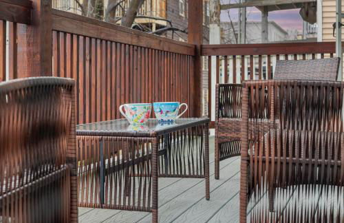 Bright & Spacious 3BR, Mins from Downtown, Easy to Gillette, Parking - Foto 37