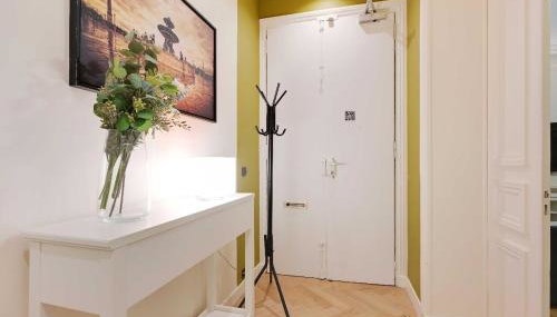 Magnifique Appartement - 3 BR-Arc de Triomphe - Foto 3