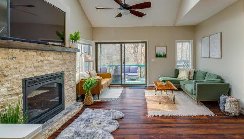 Lovely Poconos Cabin with Resort Amenities! - Foto 4