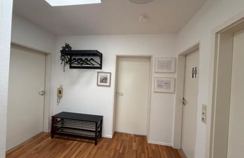 100qm-3 Room-Free Privat Parking-WIFI-SN Apartment - Foto 16