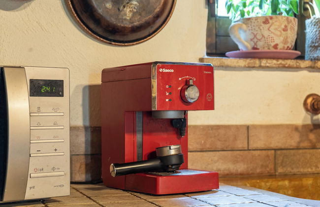 Tenuta di campagna con piscina immersa nel verde - Foto 18