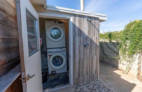Oceanside Rocks Family Vacation Home - Photo 40