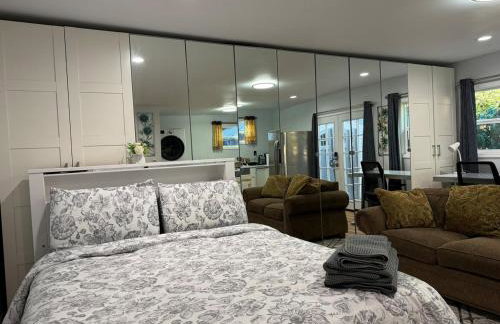 Modern Studio with Private Patio - Foto 9