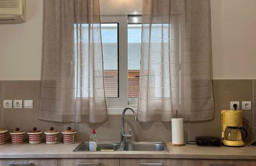 Stay Thyme, 2 BRS apt, 5mins Nafplio, 10 mins beach - Foto 8