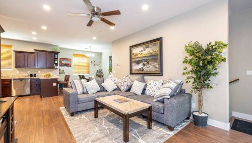 Luxury Home Downtown NAU Route 66 Snowbowl - Foto 3