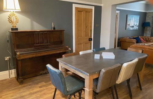 Farndale House-Hot tub - Photo 10