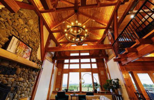 Welcome to Raven Ridge Lodge - where time slows - Photo 14