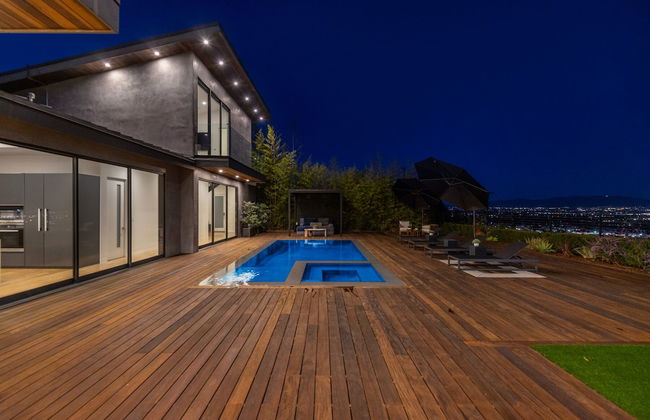 Skyline Luxury Haven - Foto 24