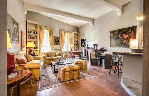 Wonderful Apartment With Balcony In Piazza Margana - Photo 2