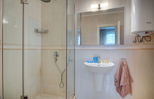 Esteban VIP Residence Club - Photo 36