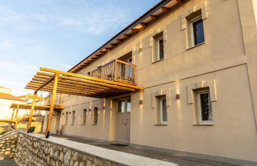 Vevi Villas - Photo 3
