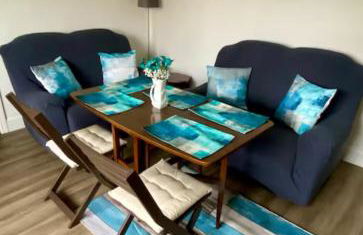 3 bedrooms house with free parking in a quiet area - Photo 4