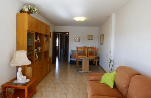 50 m de la plage! Proche du centre ville! Piscine! Vue sur mer et montagnes! Wifi! 2 vélos à disposition! - Photo 18