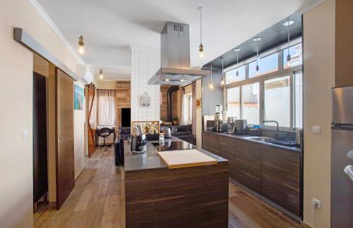 Home Away From Home - Photo 7