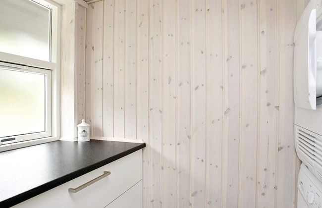6 Person Holiday Home in Strandby - Foto 8