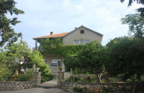 Apartments by the sea Ugljan - 8519 - Foto 2