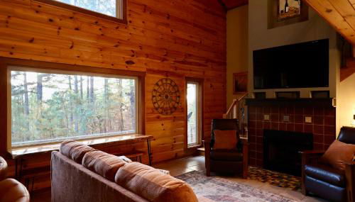 Hidden Hillside Retreat - A Secluded Modern Cabin - Foto 1