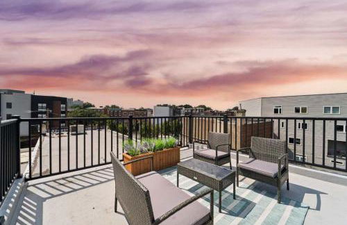 Roof deck w city views - brand new 3bd 3ba - Foto 5