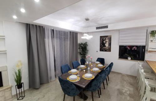 Luxury Villa Sara with Jacuzzi in Malinska - Foto 8