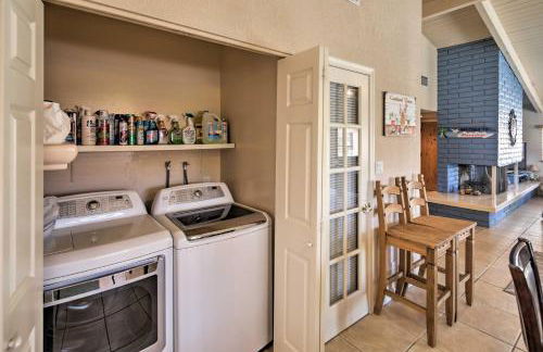 Canalfront Family Home with Private 50-Foot Dock! - Foto 11