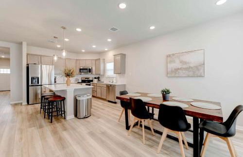 Charming Troy Escape Comfort Near Waco - Foto 15