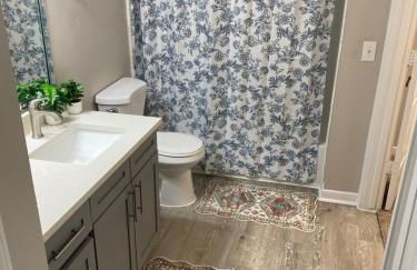 Bright & Stylish 1BR Minutes to The Woodlands - Foto 11
