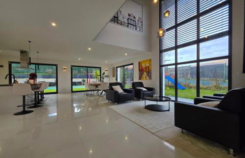 Villa RÉEL - 13 Personnes - Proche Genève - Annecy & Stations de ski - Foto 26