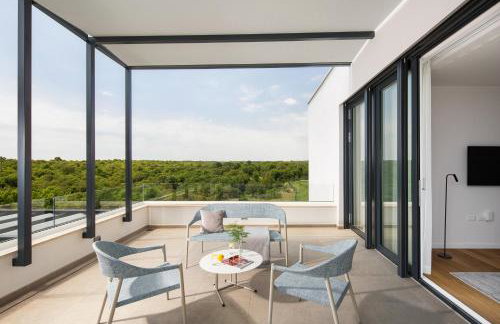 Design Villa Noble with Spa - Photo 30