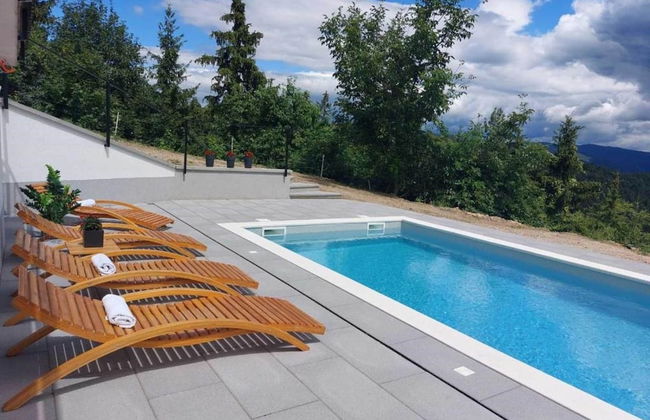 Secluded Holiday Home with Hot Tub in Kozji Vrh - Foto 10