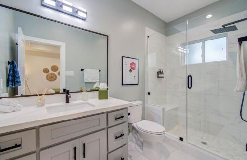 Houston Entertainment Haven - Photo 44