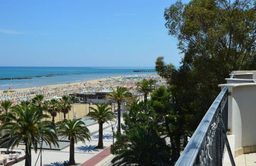 Mansarda Fronte Mare con servizio spiaggia incluso a Roseto degli Abruzzi - Foto 33