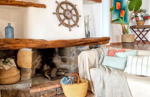 Villa Patty with infinity pool in front of the sea, parking and wifi - Foto 76