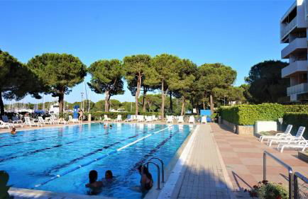 Aprilia Residence - Photo 41