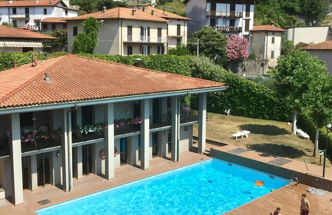Mamma Ciccia Holiday Home - Front Lake Apartment, beach and swimming pool - Foto 21
