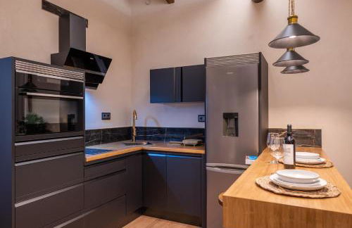 Espectacular Casa de lujo con Piscina, barbacoa, jacuzzi y vistas panorámicas a toda Granada - Foto 59