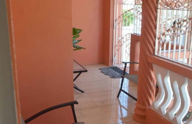 Immaculate 2-bed House in Greater Portmore - Foto 5