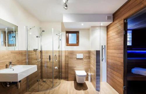 BIESZCZADZKI RAJ z prywatną działką przy linii brzegowej Jeziora Solińskiego Sauna Basen sezonowy - Foto 20