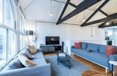 City of London Deluxe 4BR Steps to Tube - Foto 39