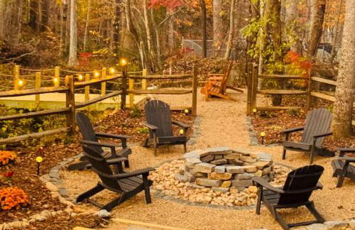 Hot Tub and Stone Fire Pit Smoky Mountain Oasis! - Foto 5