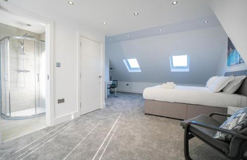 Newly Refurbished Modern 4 Bed Detached House ! - Foto 18