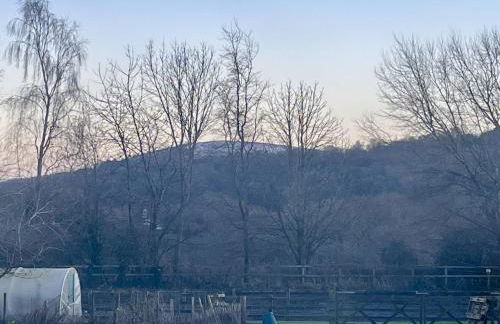 The Old Tractor Shed by inspirestays-com - Foto 37